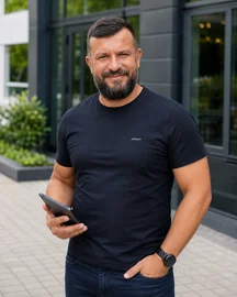 Dawid Piotrowski, dyrektor działu technicznego ASNET